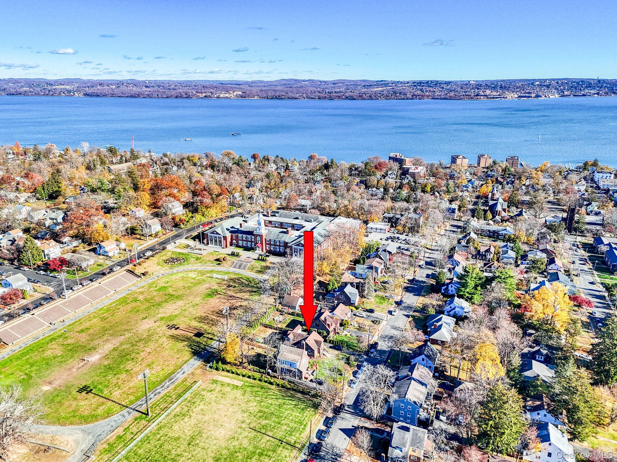 27 Haven Court, Nyack, NY 10960