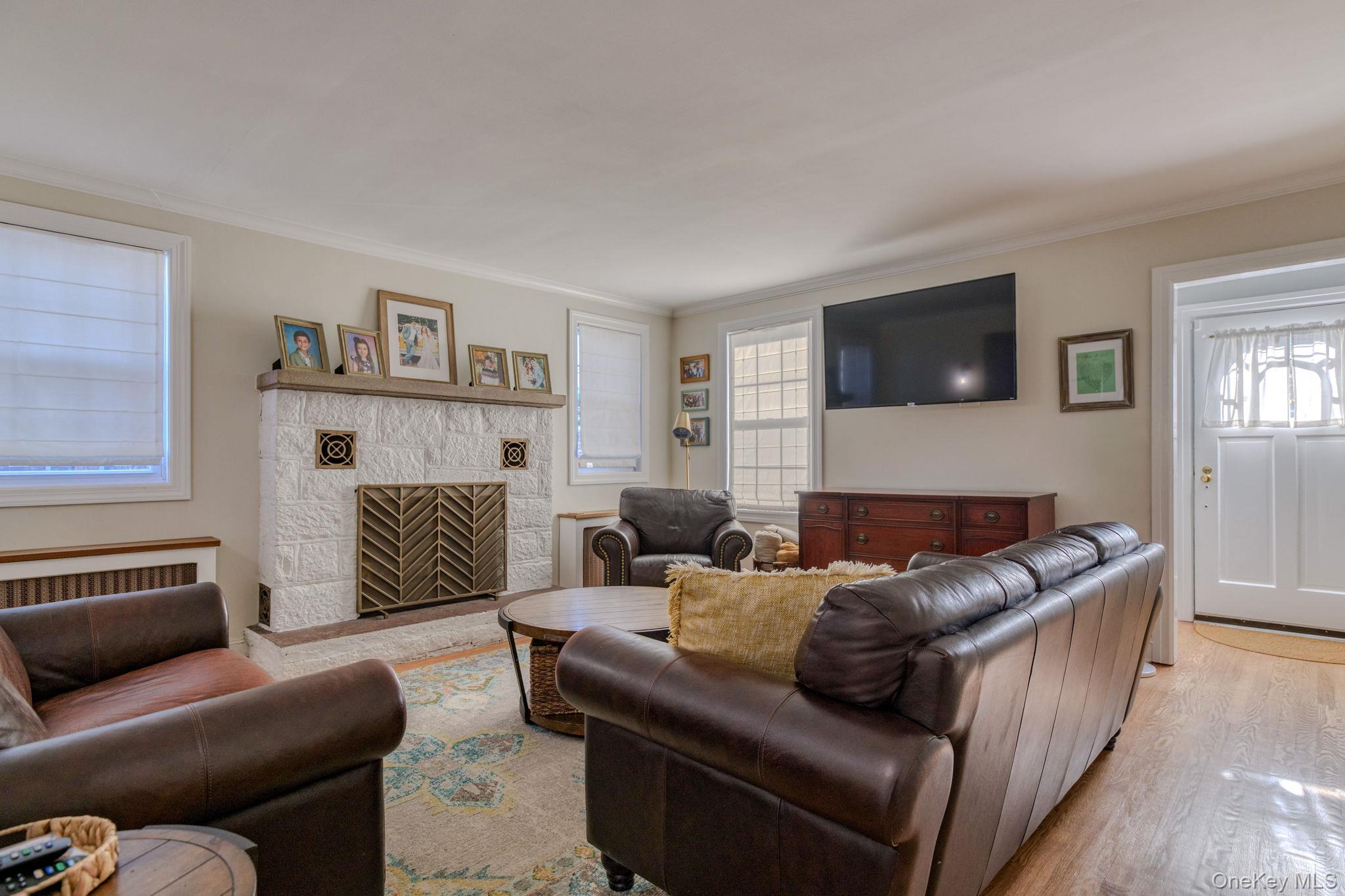 27 Haven Court, Nyack, NY 10960