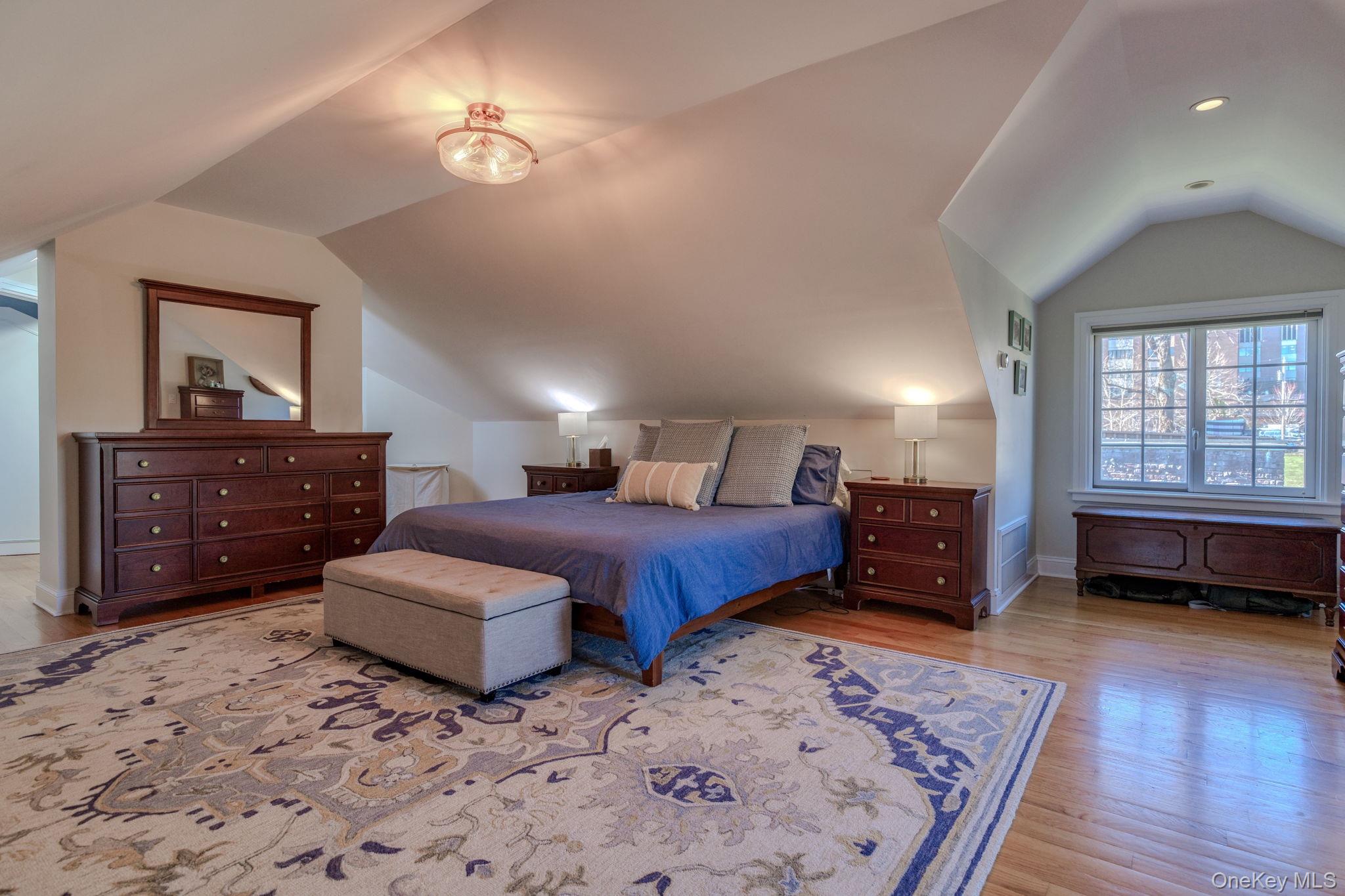 27 Haven Court, Nyack, NY 10960