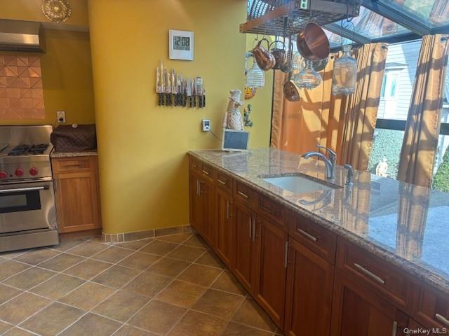 1457 Bay Street, Staten Island, NY 10305