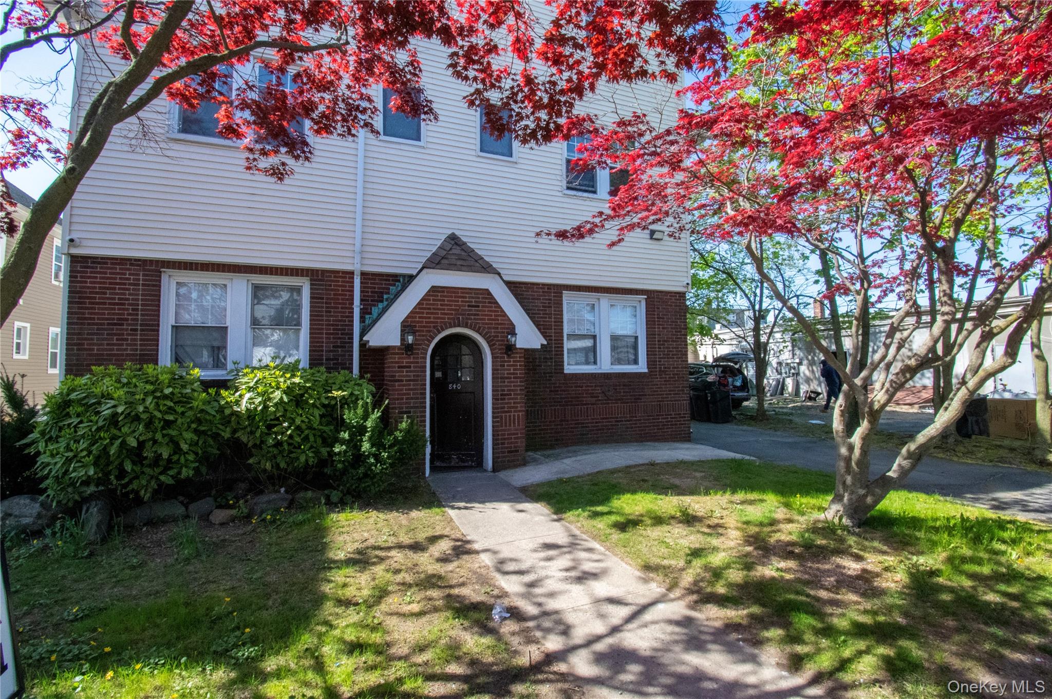 840 Seaman Avenue E # 2W, Baldwin, NY 11510