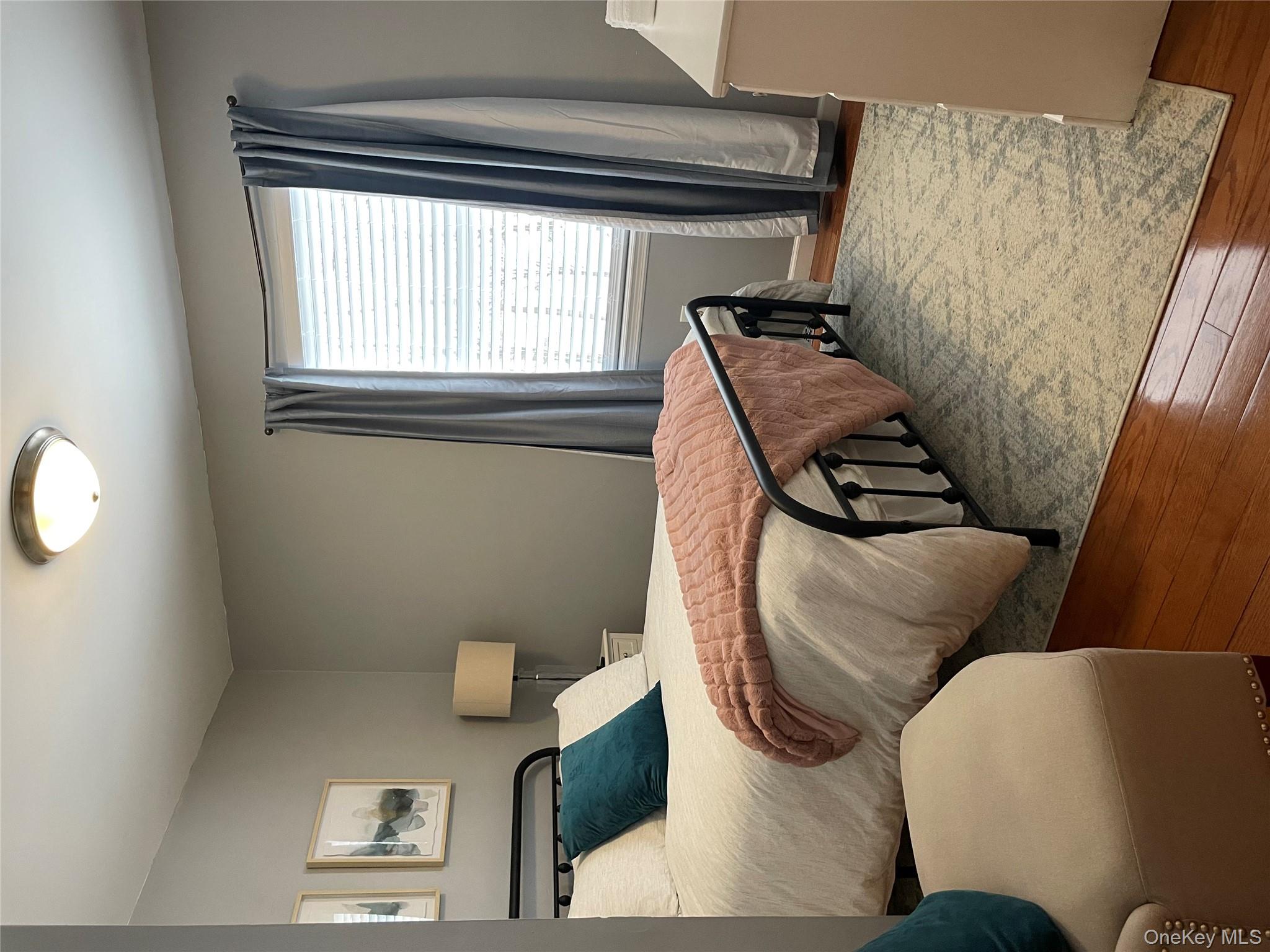 18 Hawkins Street, Poughkeepsie, NY 12601