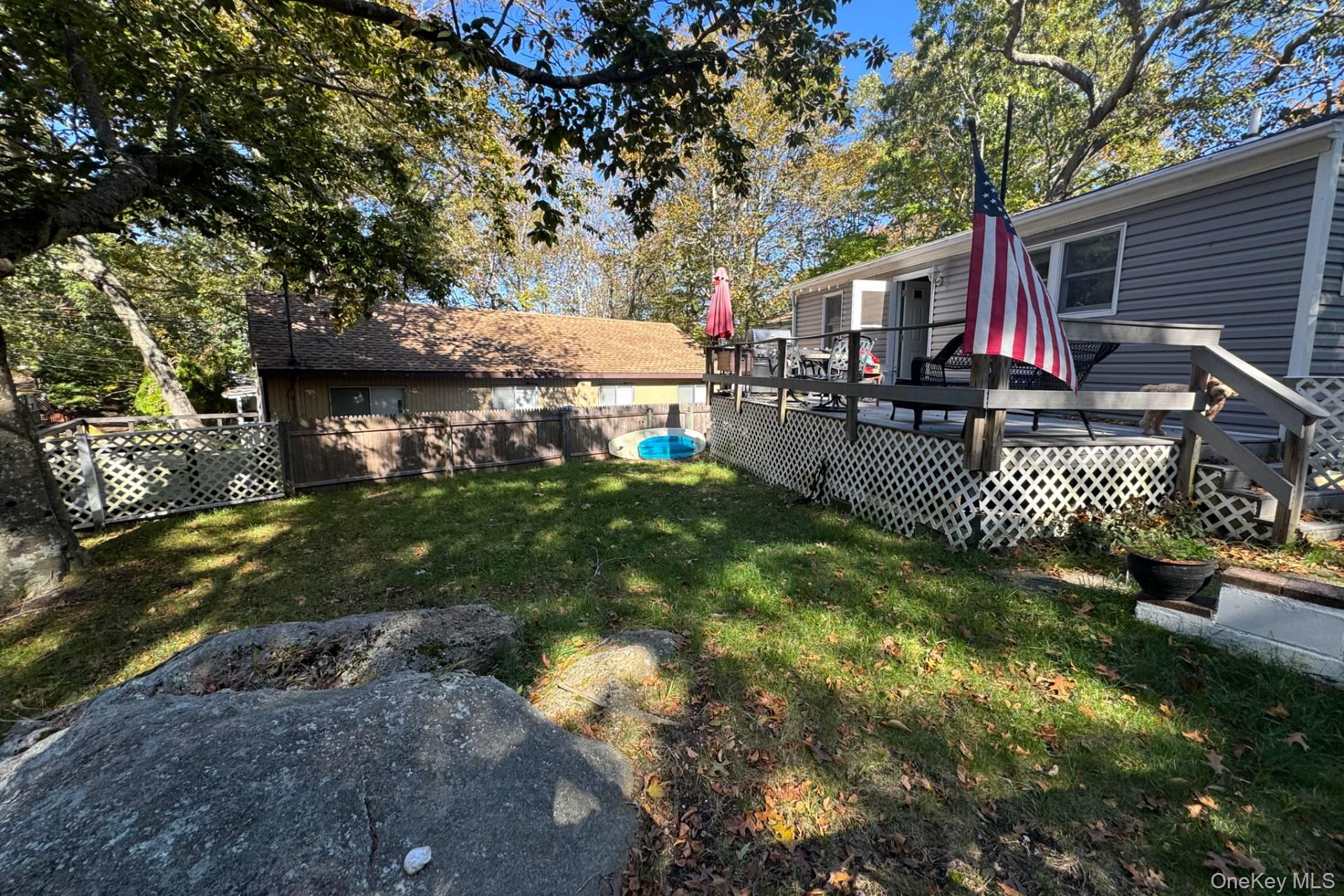 36 Cottage Road, Calverton, NY 11933