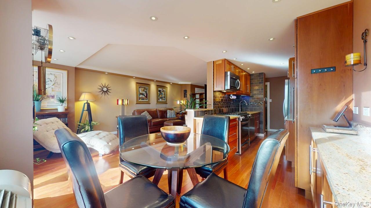 118-17 Union Turnpike # 5H, Forest Hills, NY 11375