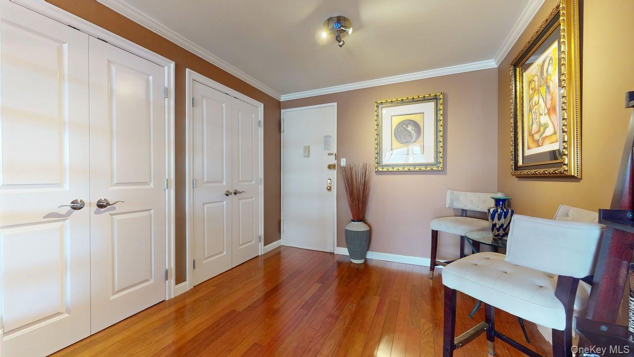 118-17 Union Turnpike # 5H, Forest Hills, NY 11375