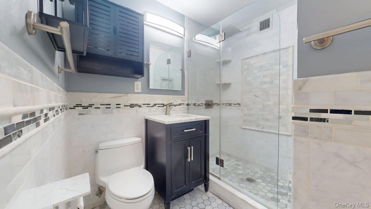 118-17 Union Turnpike # 5H, Forest Hills, NY 11375