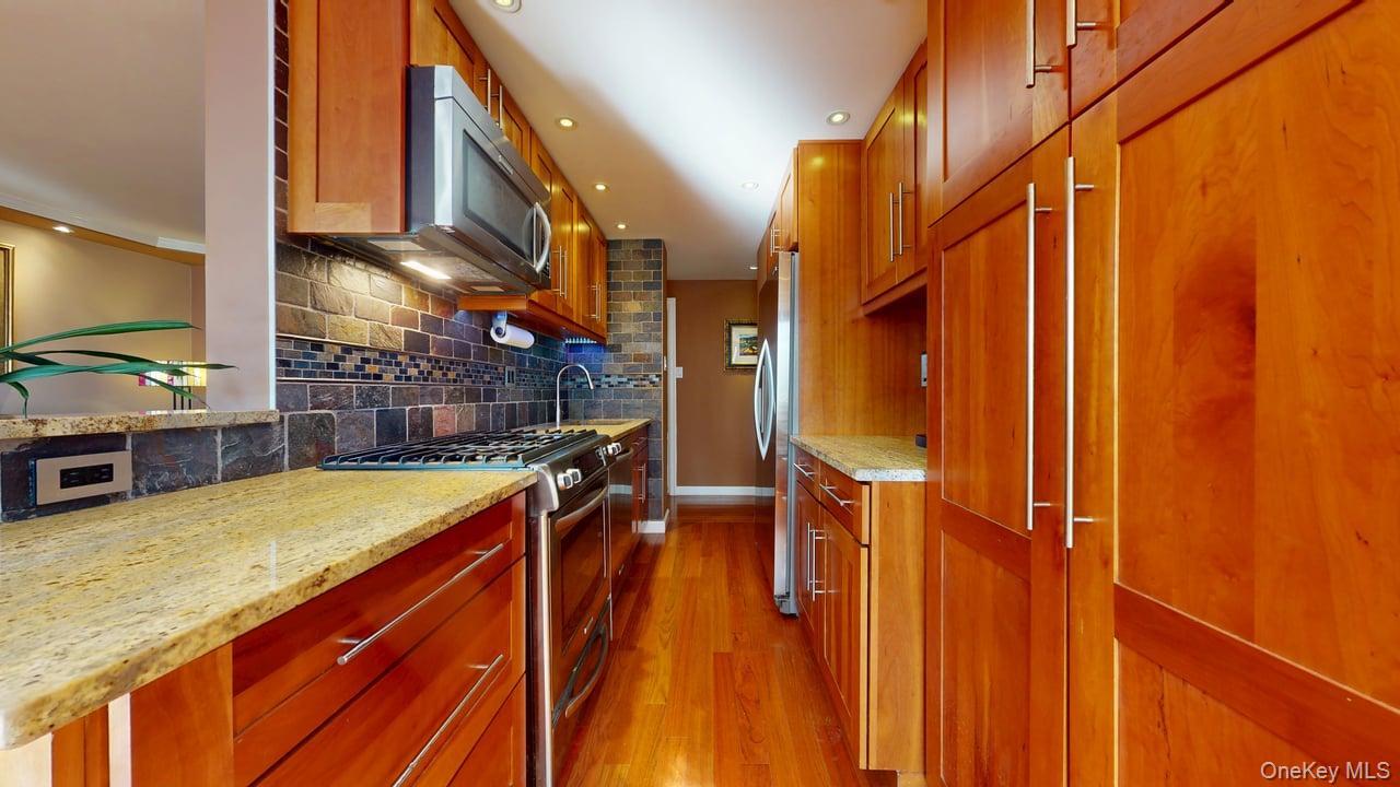 118-17 Union Turnpike # 5H, Forest Hills, NY 11375