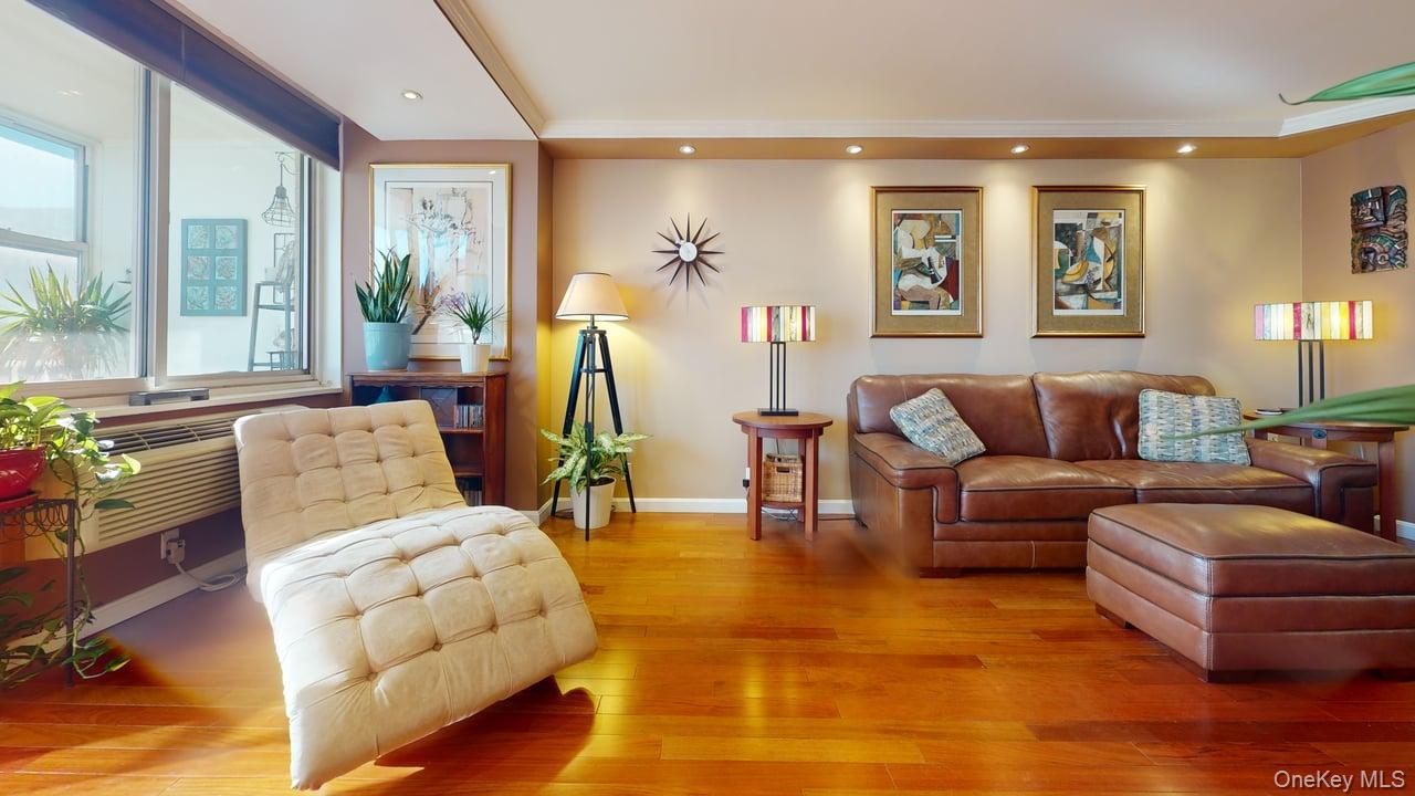 118-17 Union Turnpike # 5H, Forest Hills, NY 11375