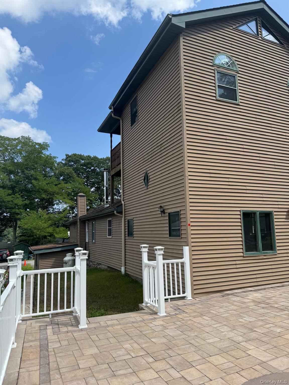 22 Elm Road, Monroe, NY 10950