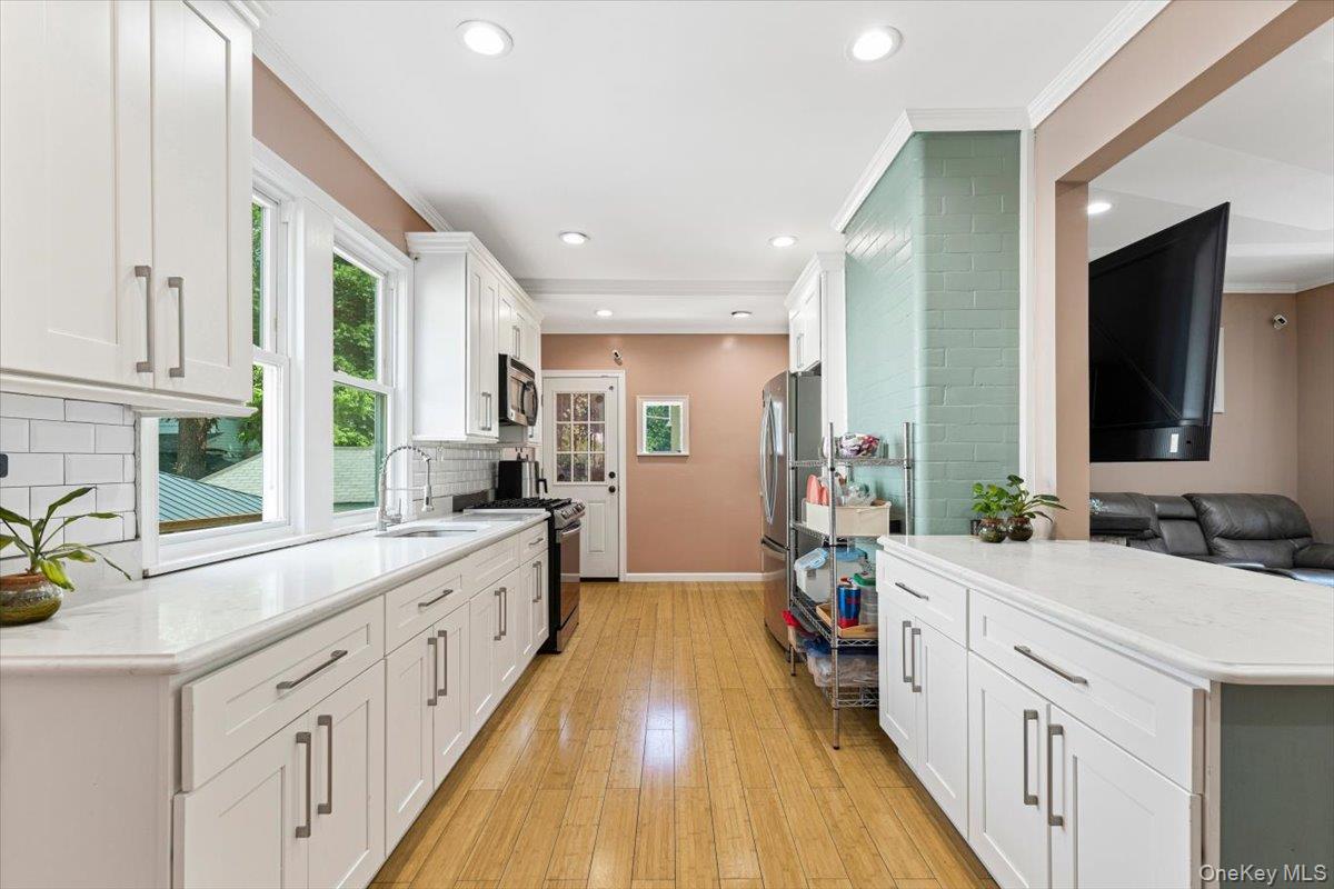 315 Seneca Avenue, Mount Vernon, NY 10553