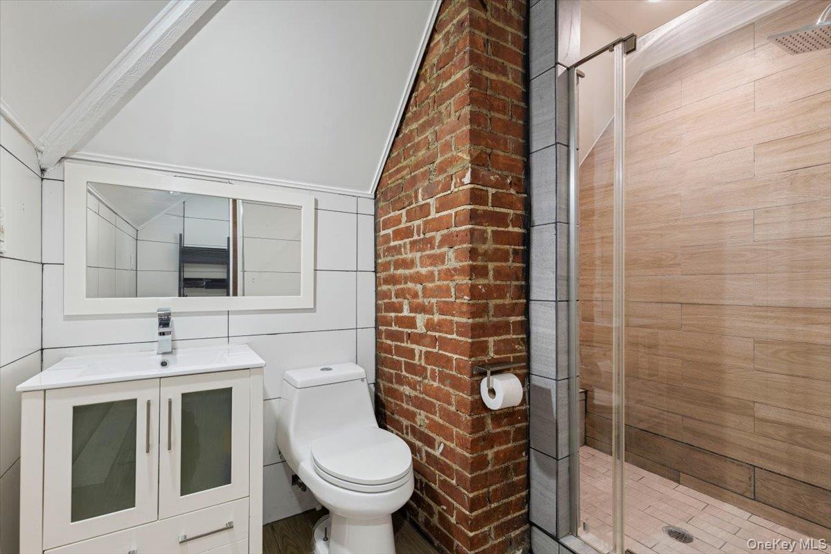 315 Seneca Avenue, Mount Vernon, NY 10553