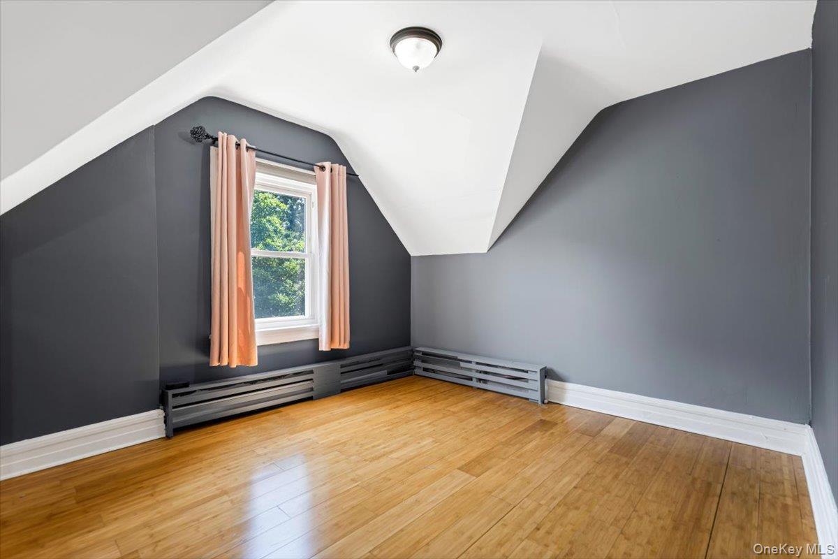 315 Seneca Avenue, Mount Vernon, NY 10553