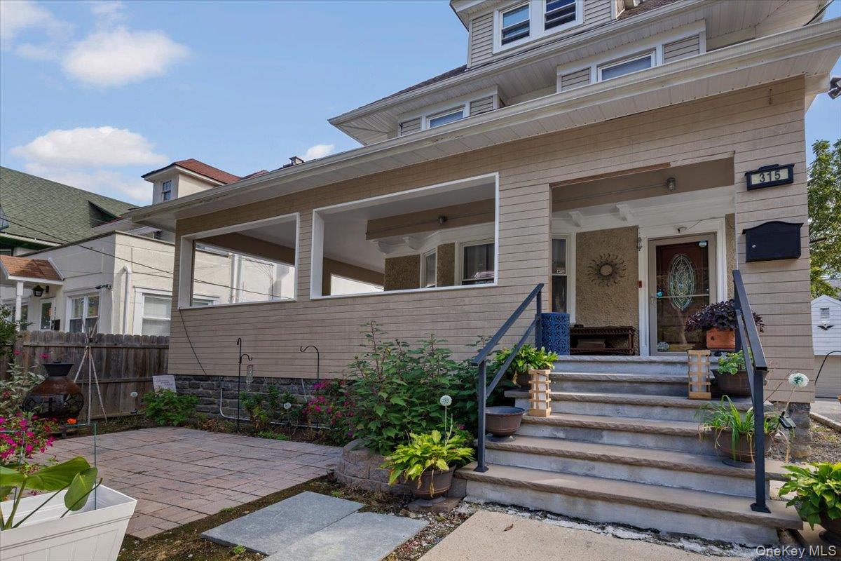 315 Seneca Avenue, Mount Vernon, NY 10553