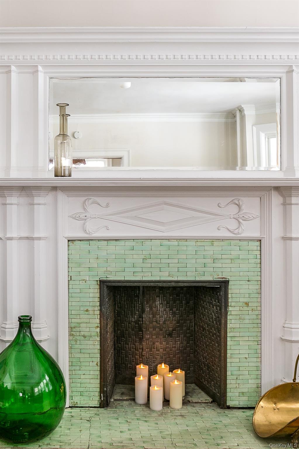 2 S Pine Avenue, Colonie, NY 12208