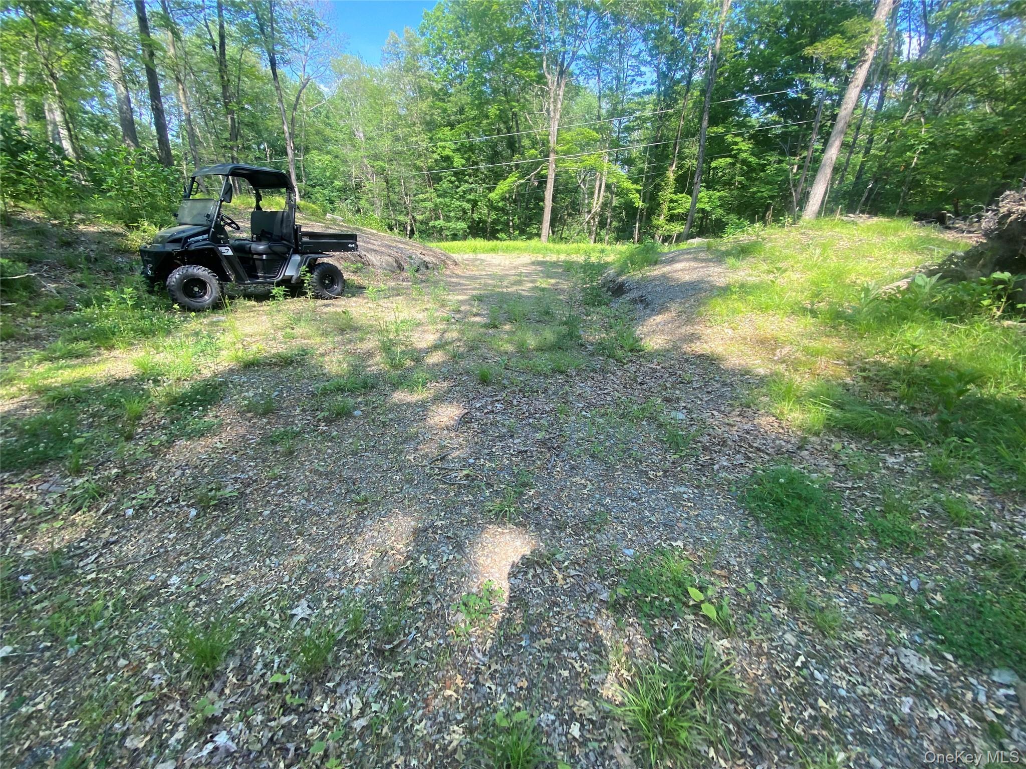 Electronics Road, Clinton Corners, NY 12514