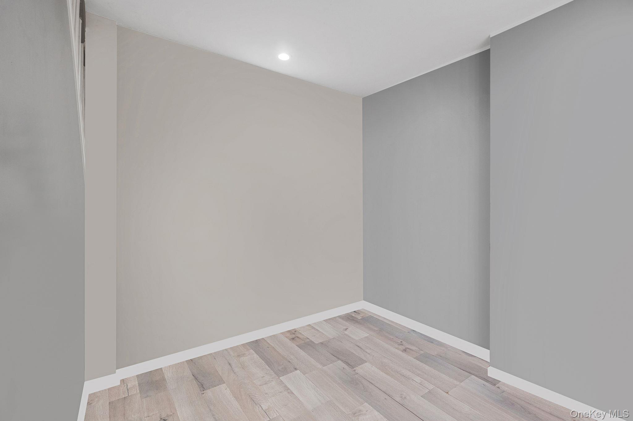 50 Verazzano Avenue, Copiague, NY 11726