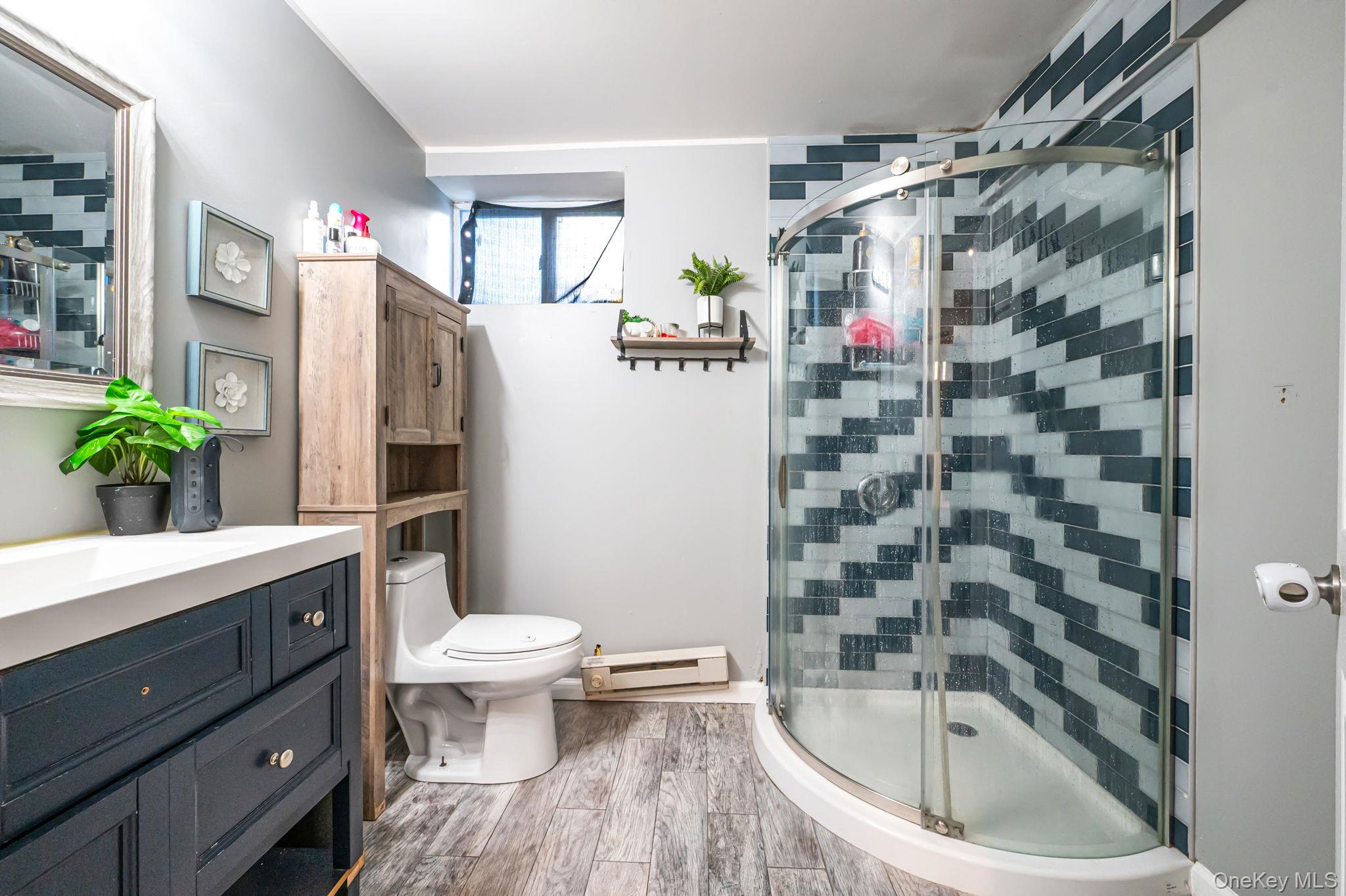 50 Verazzano Avenue, Copiague, NY 11726