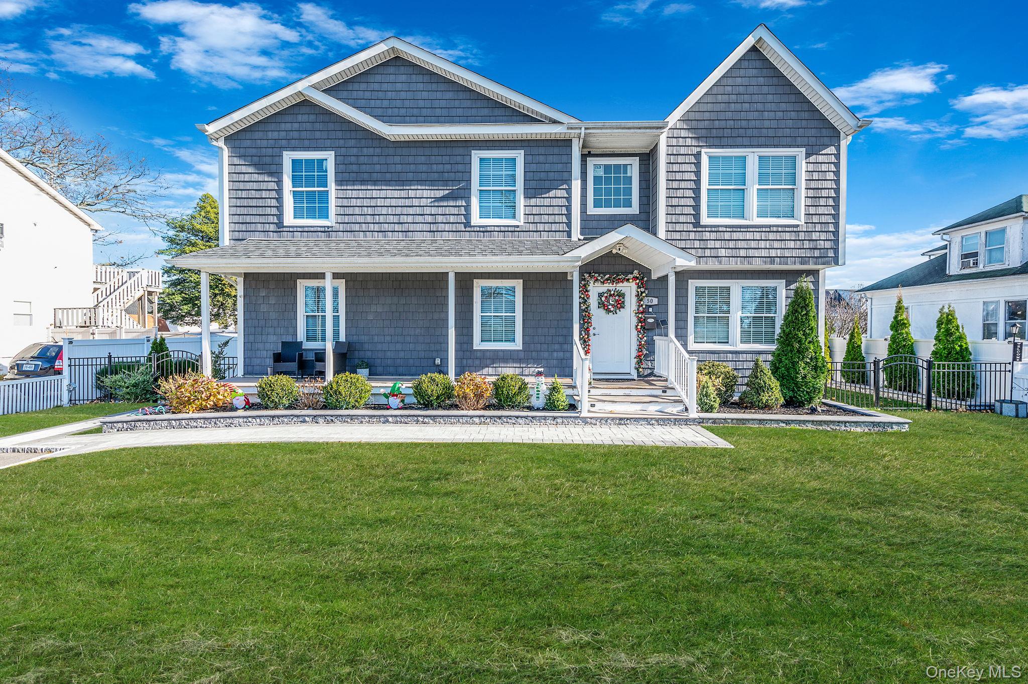 50 Verazzano Avenue, Copiague, NY 11726