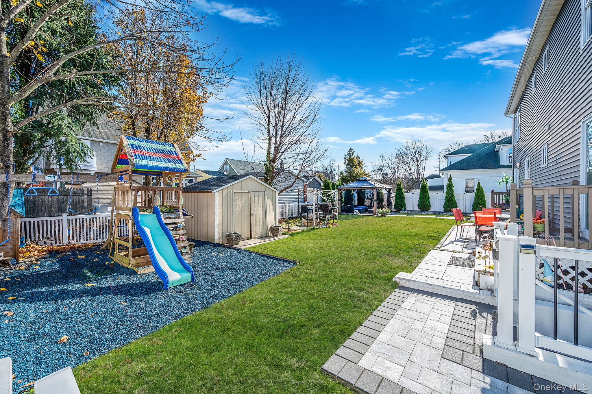 50 Verazzano Avenue, Copiague, NY 11726