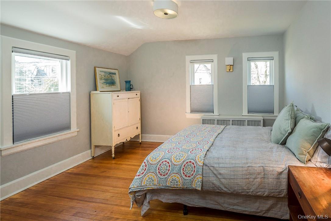 64 Parkview Drive, Bronxville, NY 10708