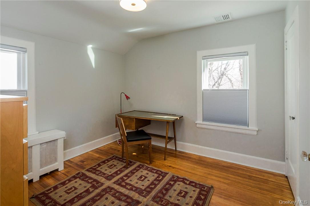 64 Parkview Drive, Bronxville, NY 10708