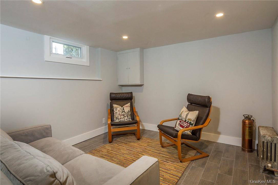 64 Parkview Drive, Bronxville, NY 10708