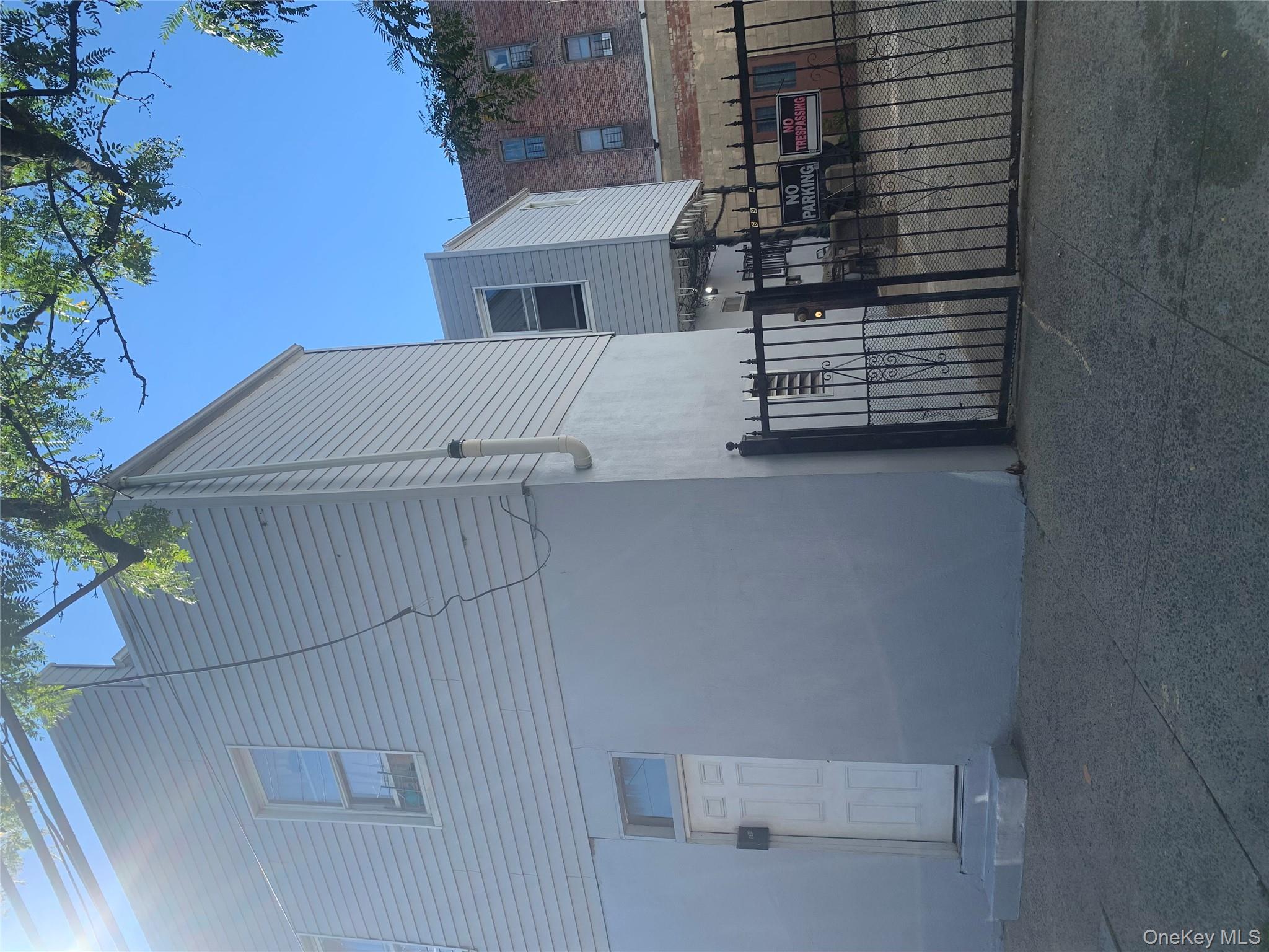 4575 White Plains Road, Bronx, NY 10470