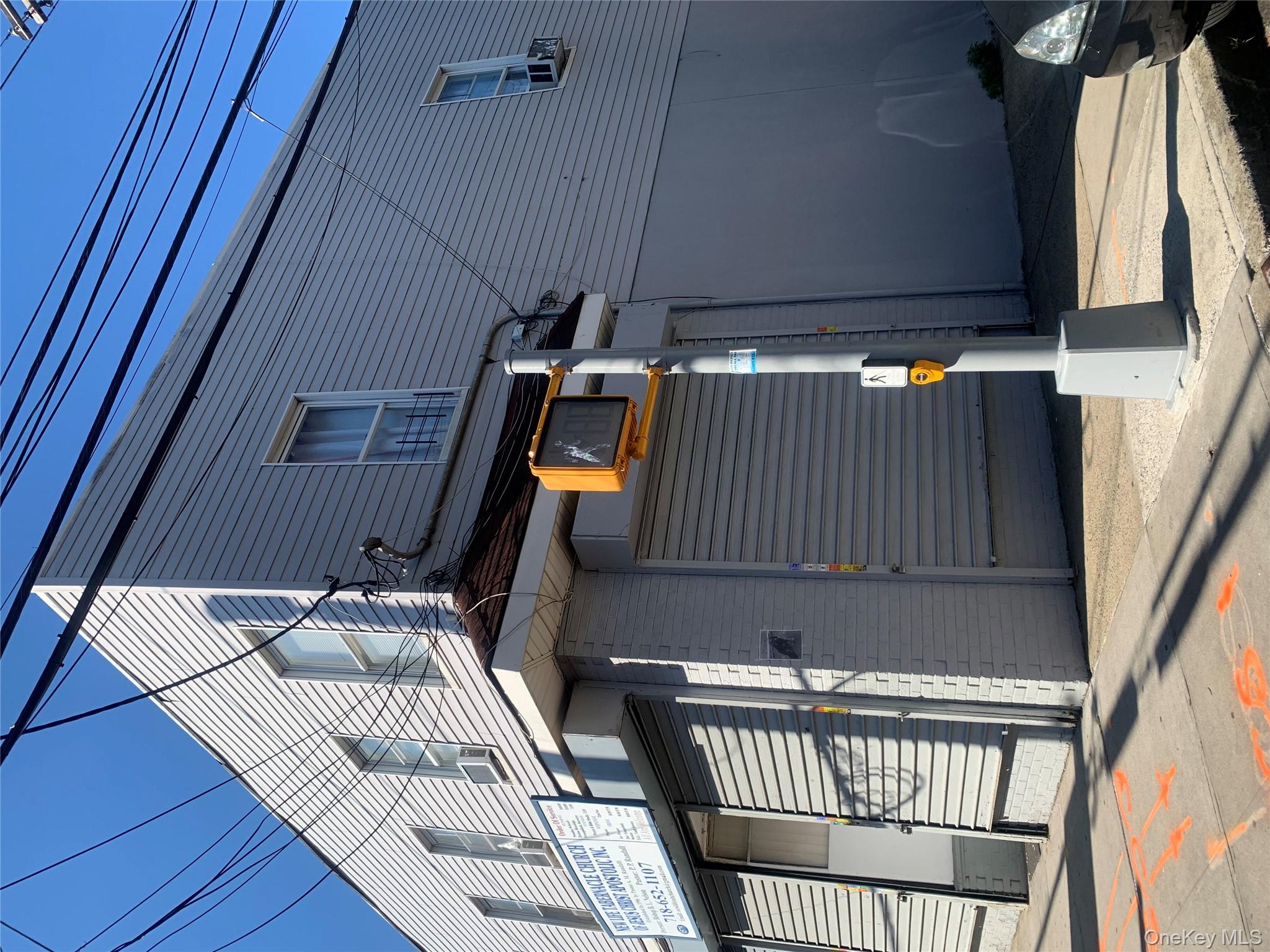 4575 White Plains Road, Bronx, NY 10470