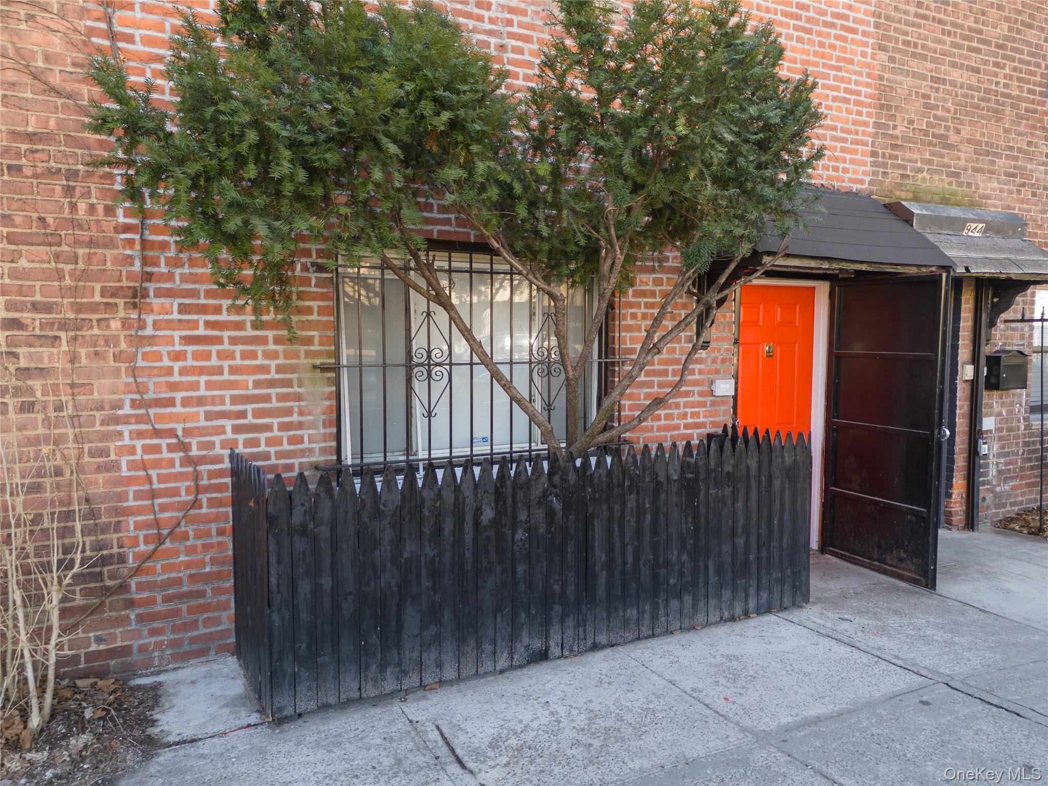 946 Gerard Avenue, Bronx, NY 10452