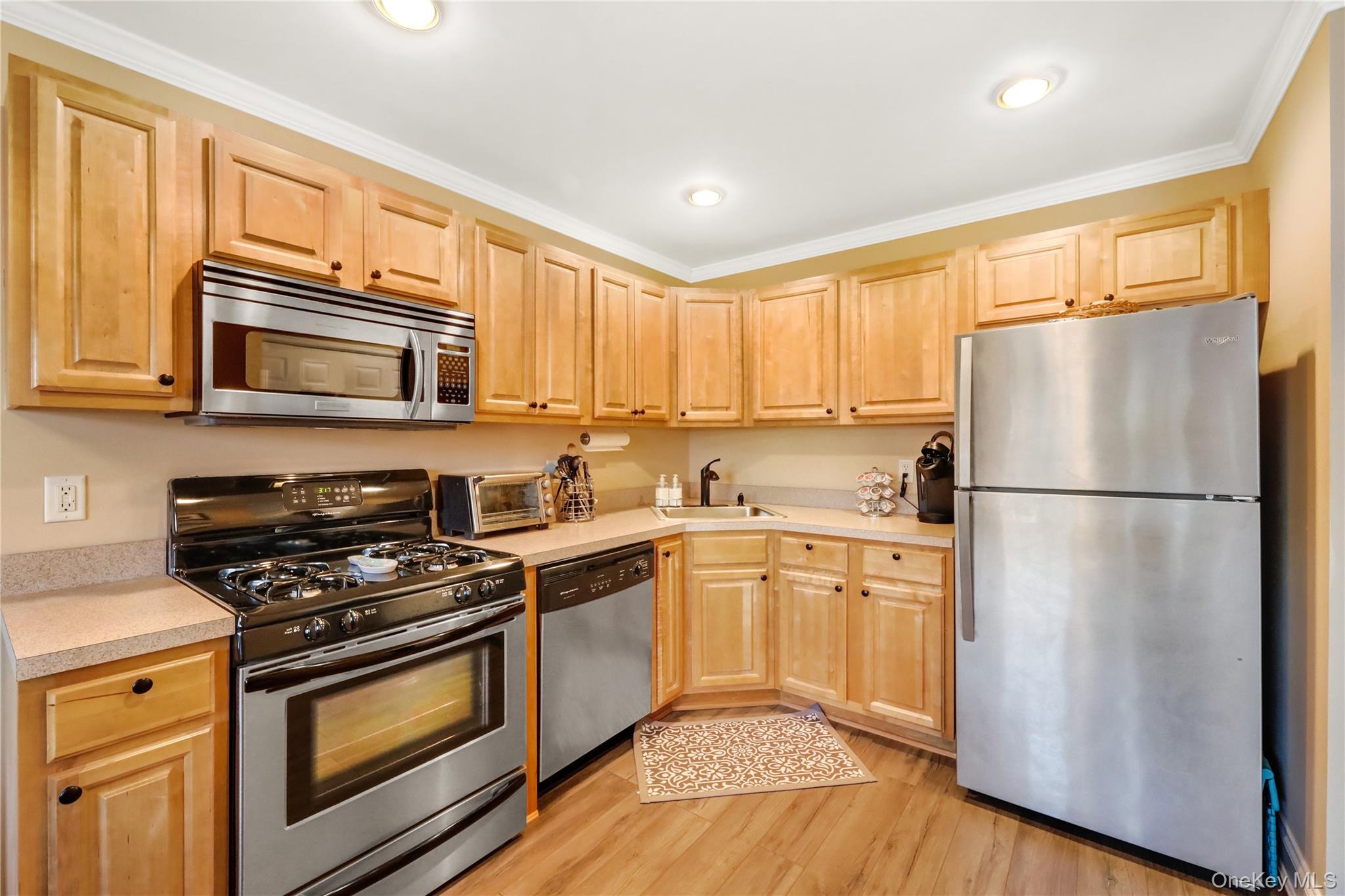 70 Strawberry Commons, Riverhead, NY 11901