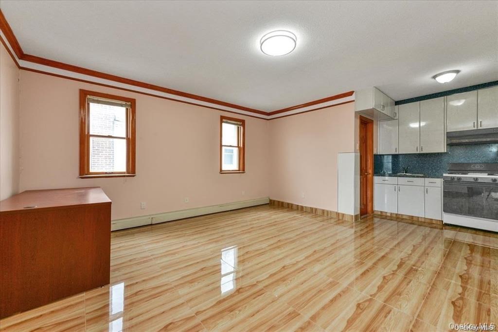 147-40 Jewel Avenue, Kew Garden Hills, NY 11367