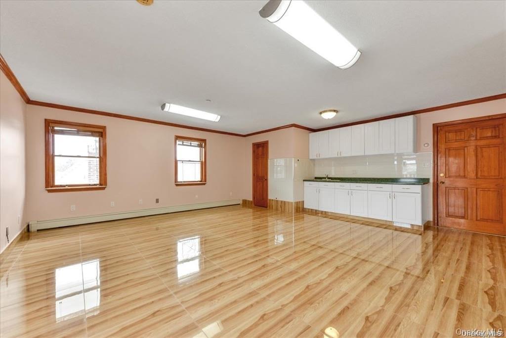 147-40 Jewel Avenue, Kew Garden Hills, NY 11367