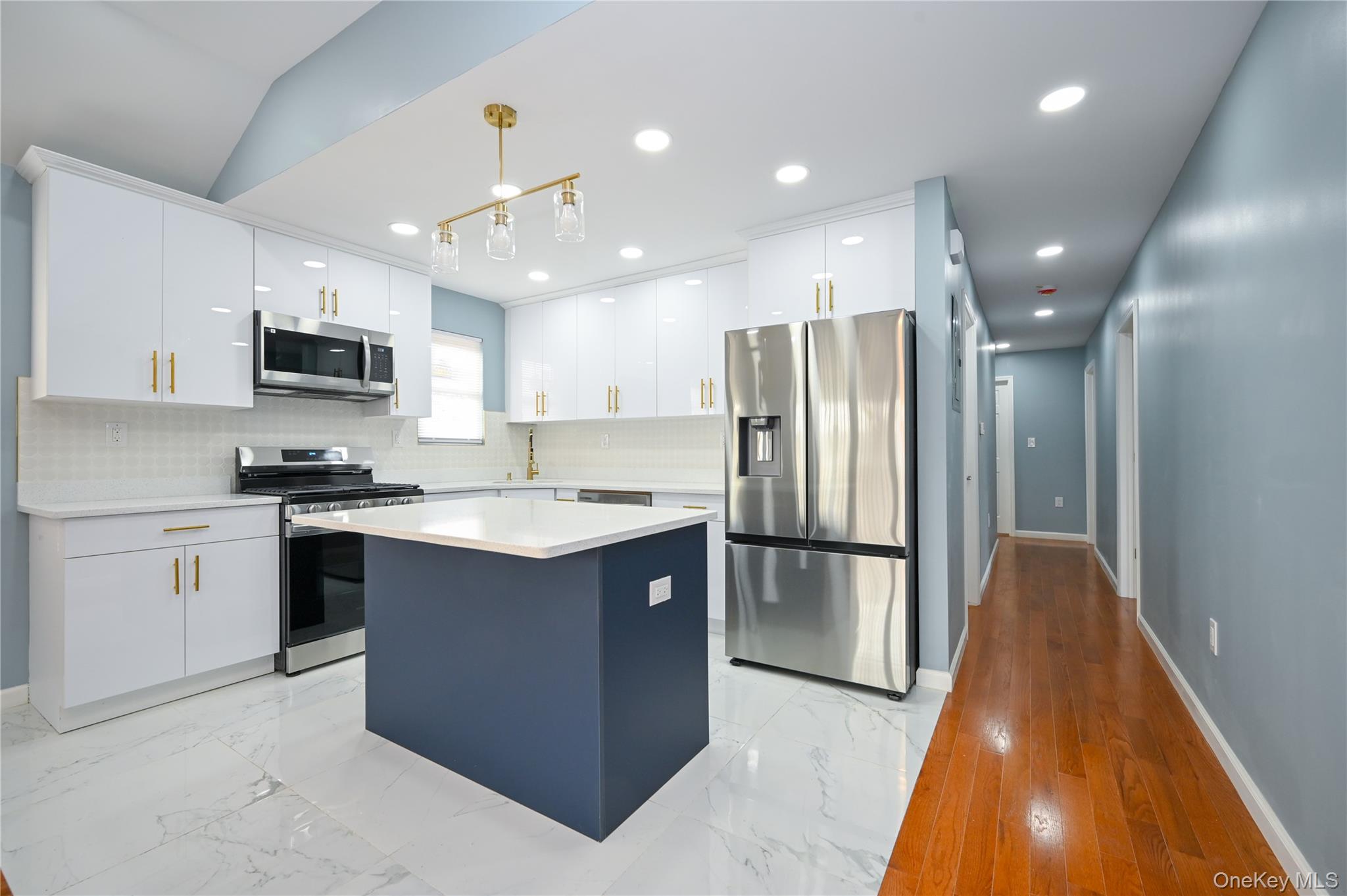 198-19 118th Avenue, Saint Albans, NY 11412