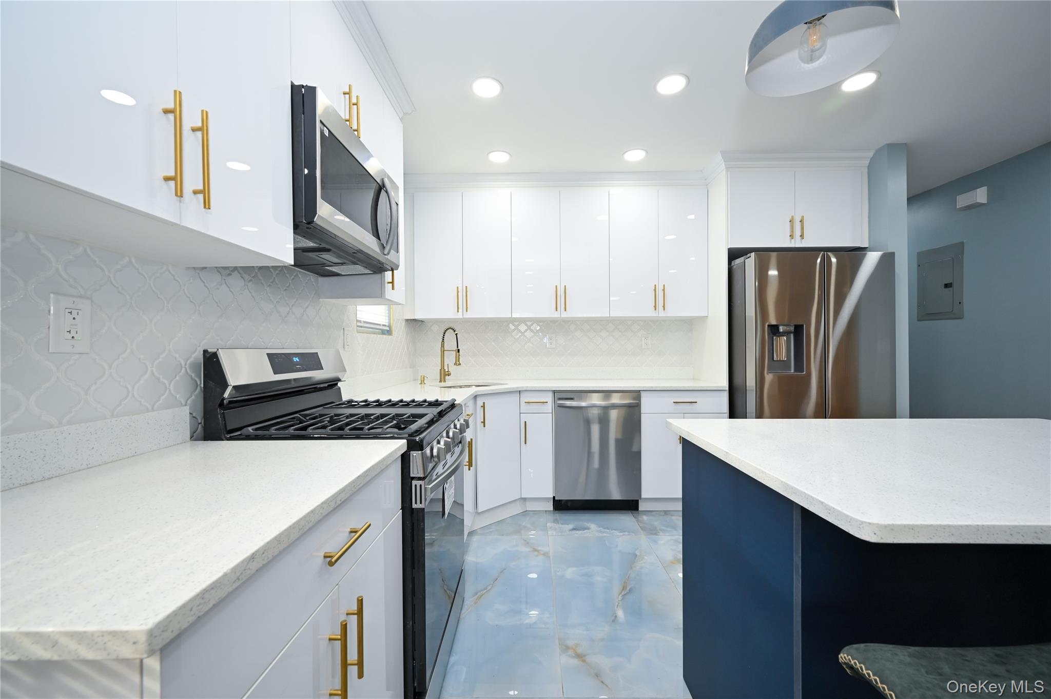 198-19 118th Avenue, Saint Albans, NY 11412