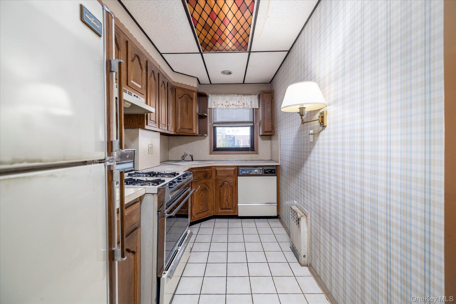 53-54 66th Street, Maspeth, NY 11378