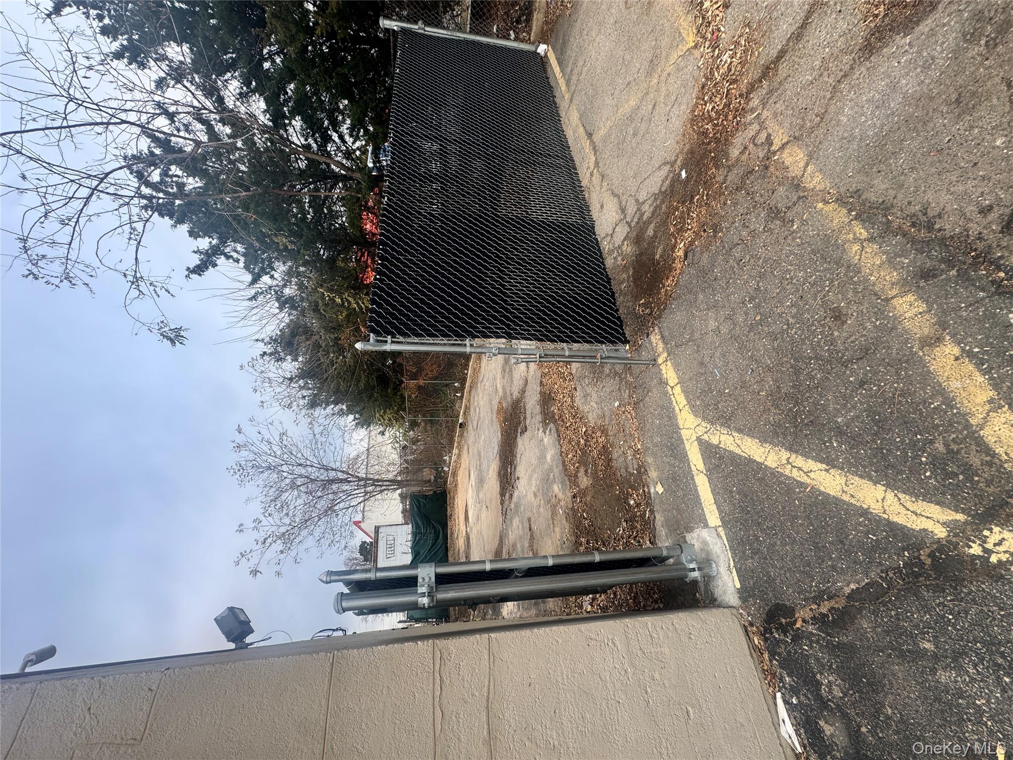 32 Allen Boulevard, Farmingdale, NY 11735