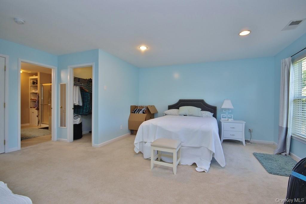 836 Huntington Drive, Fishkill, NY 12524