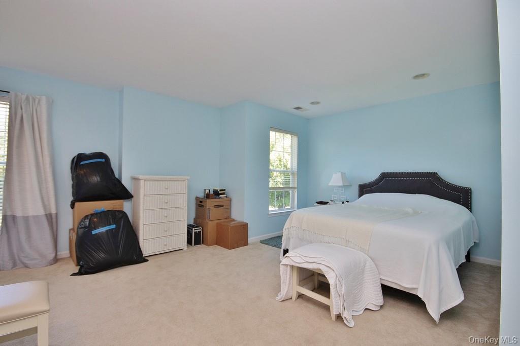 836 Huntington Drive, Fishkill, NY 12524