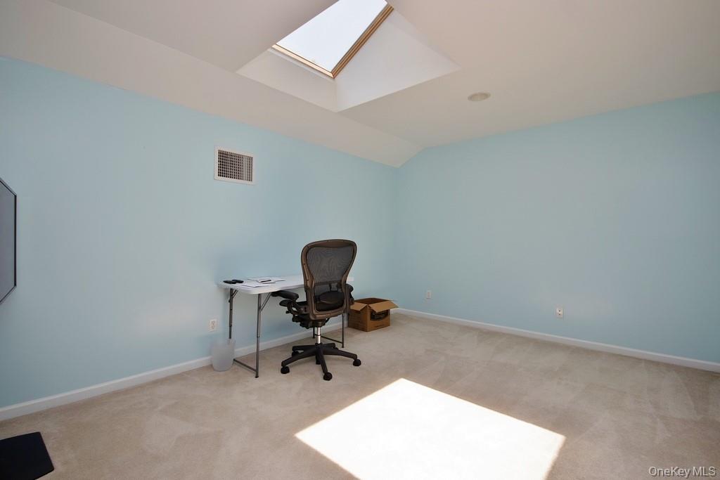 836 Huntington Drive, Fishkill, NY 12524