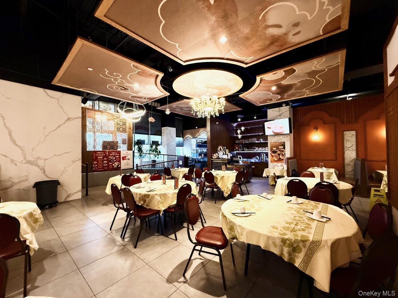 1500 Old Country Road # 102B, Westbury, NY 11590