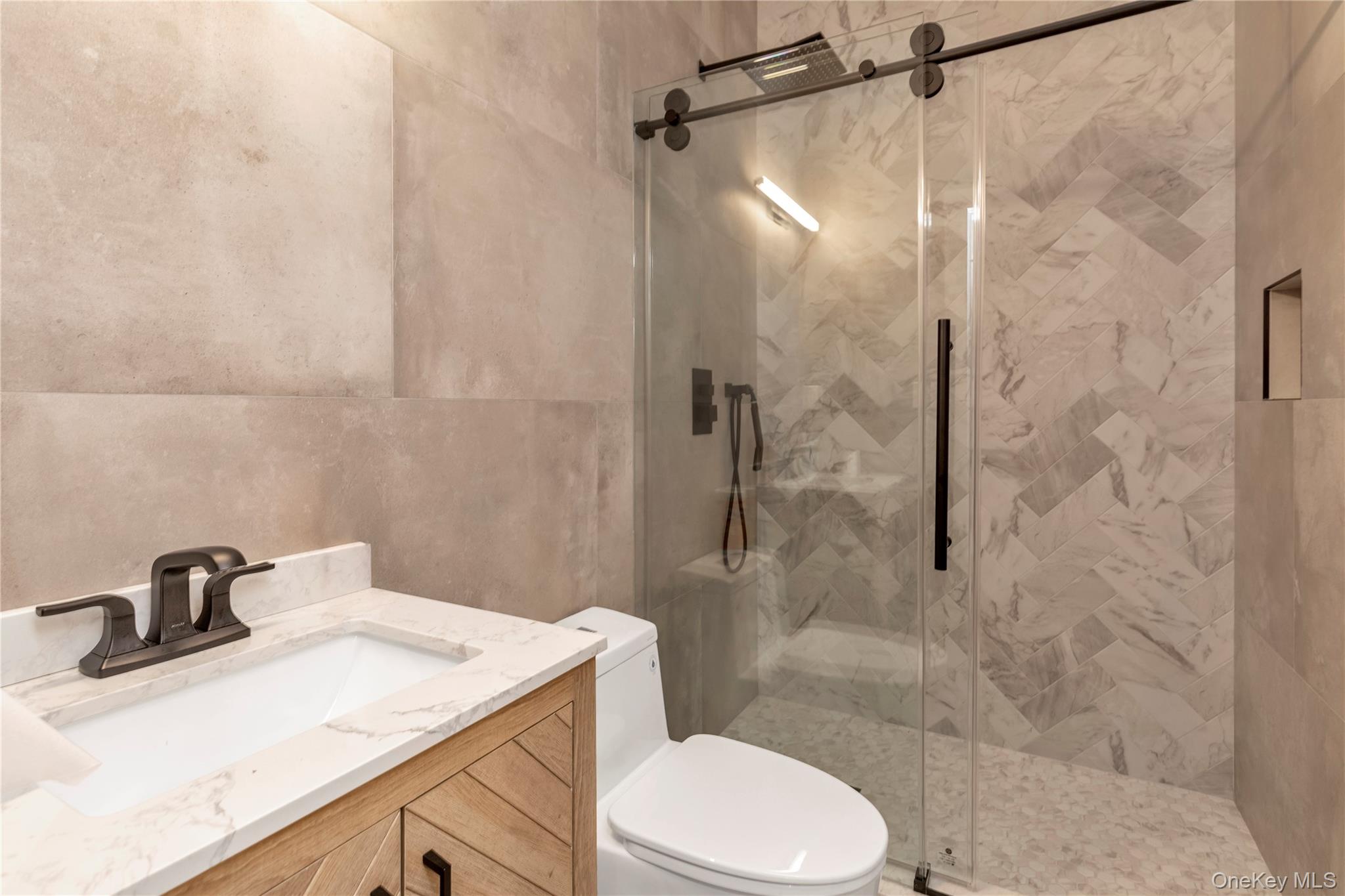 1527 149th Street, Whitestone, NY 11357