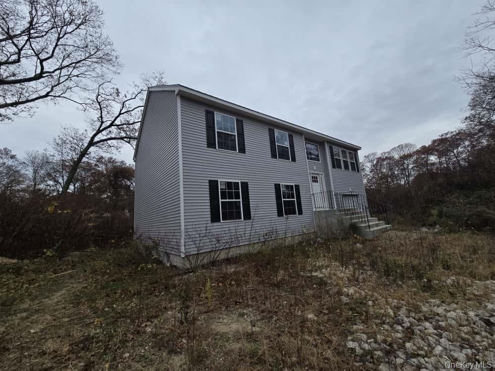 21 Barbara Lane, Medford, NY 11763