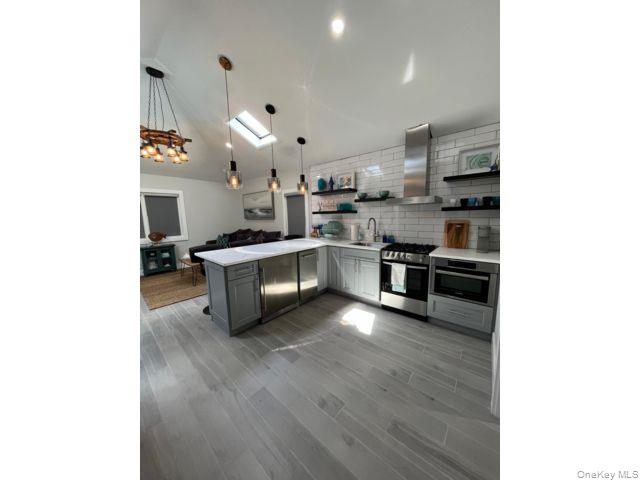 190 Beach 109th Street, Rockaway Park, NY 11694