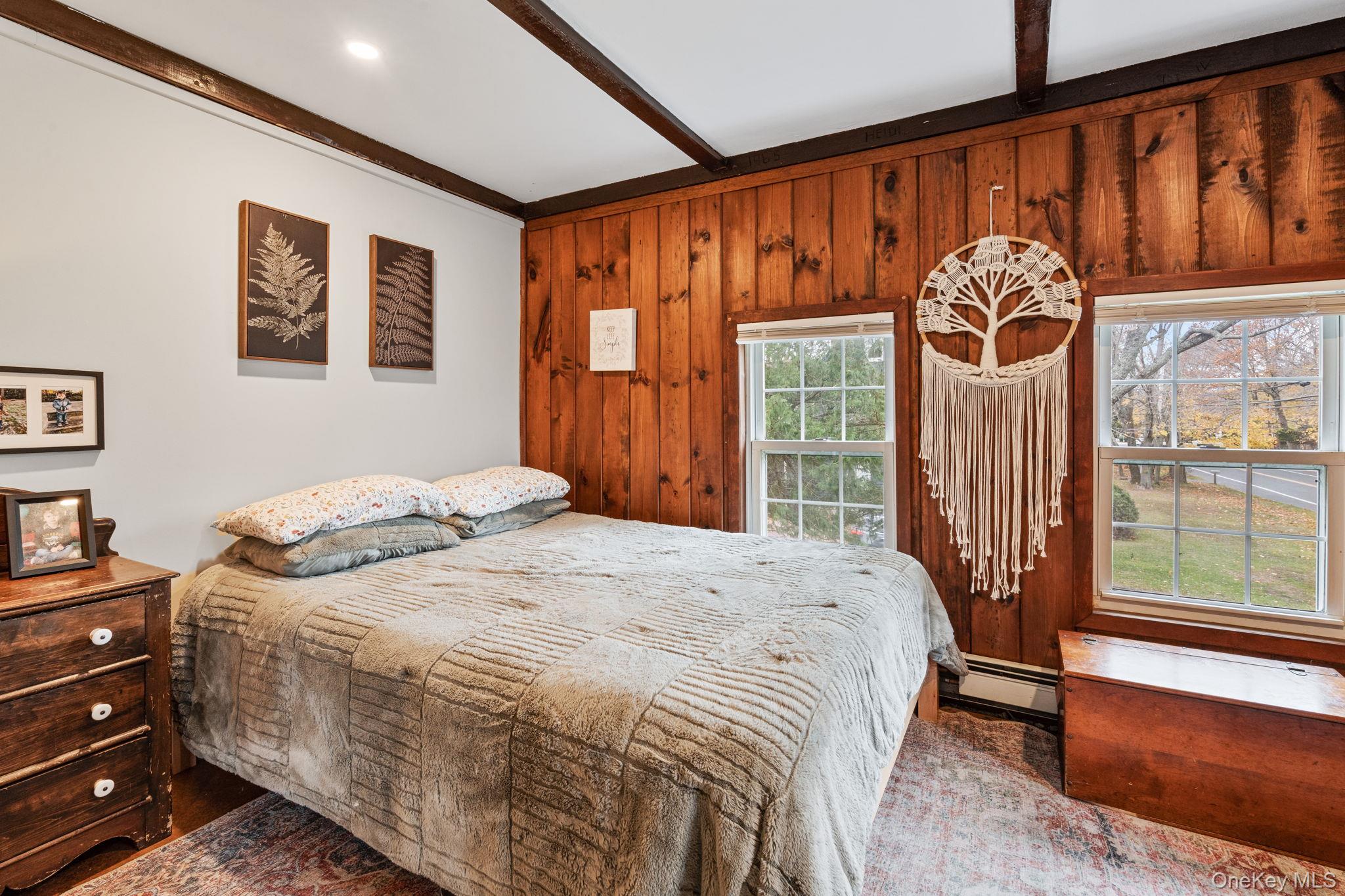 170 North Country Road, Miller Place, NY 11764