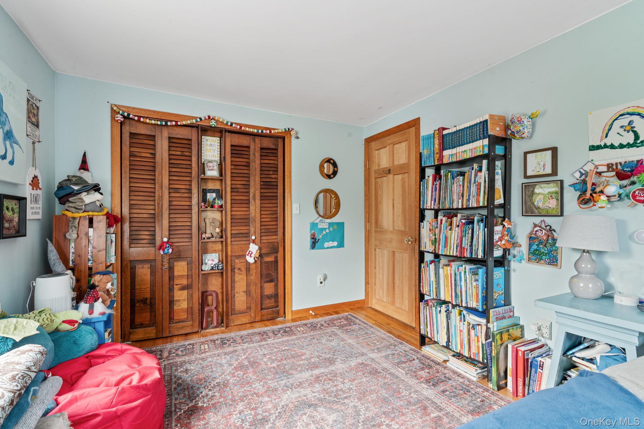 170 North Country Road, Miller Place, NY 11764