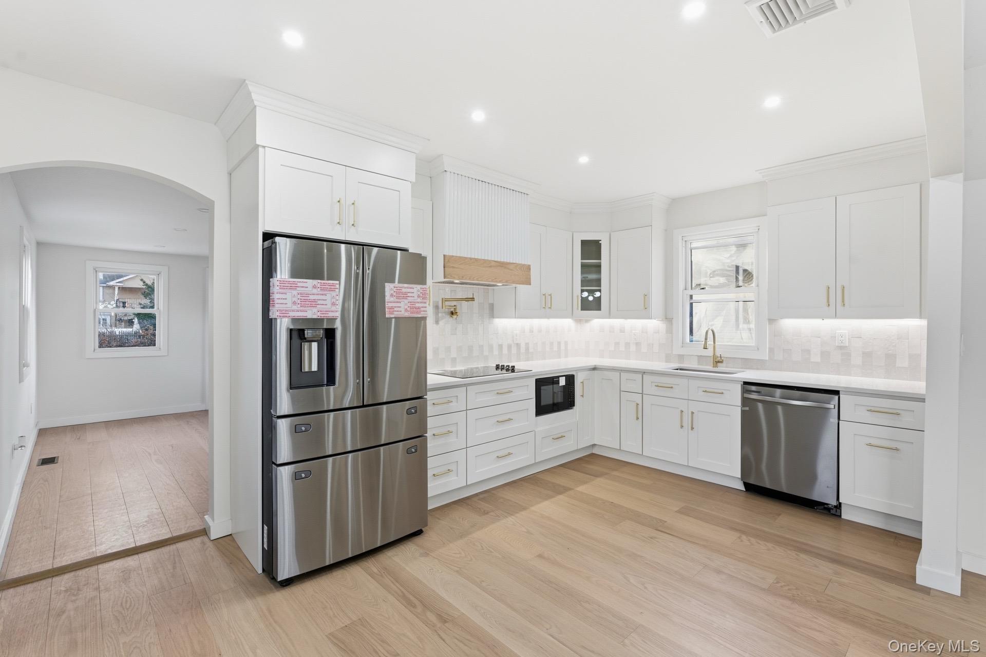 135 Whaley Street, Freeport, NY 11520