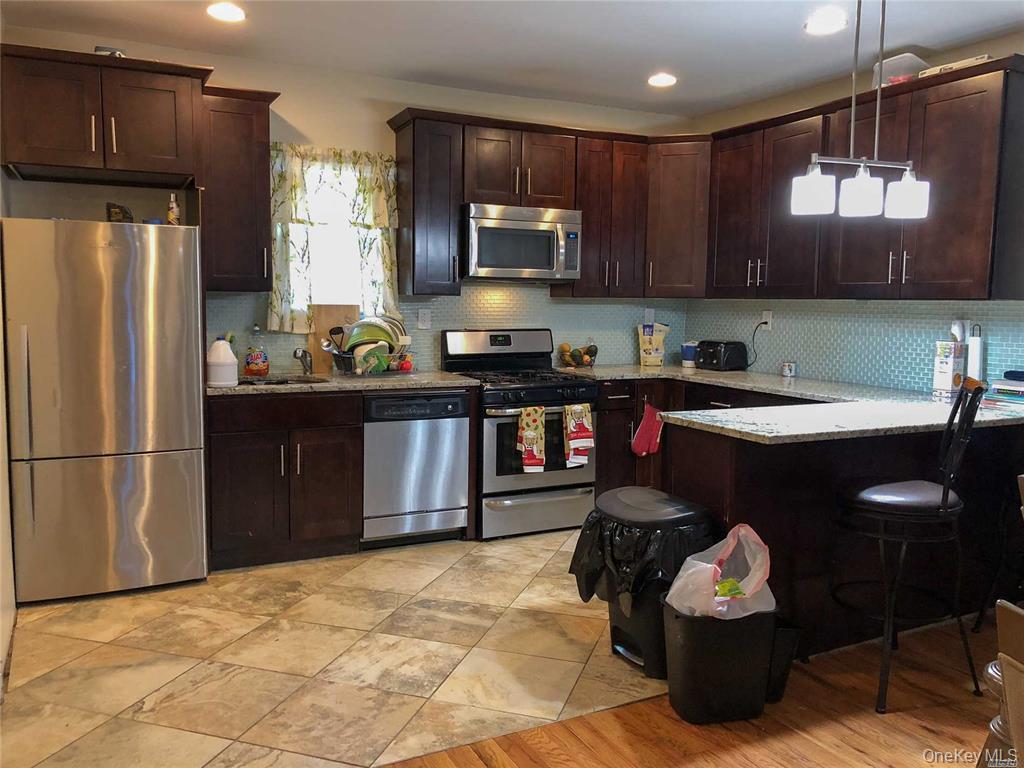 21621 133rd Road, Springfield Gardens, NY 11413