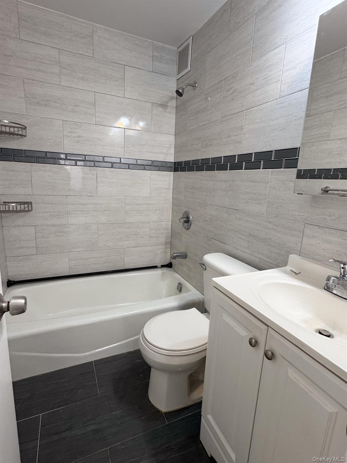 140-40 34th Avenue # 2a, Flushing, NY 11354