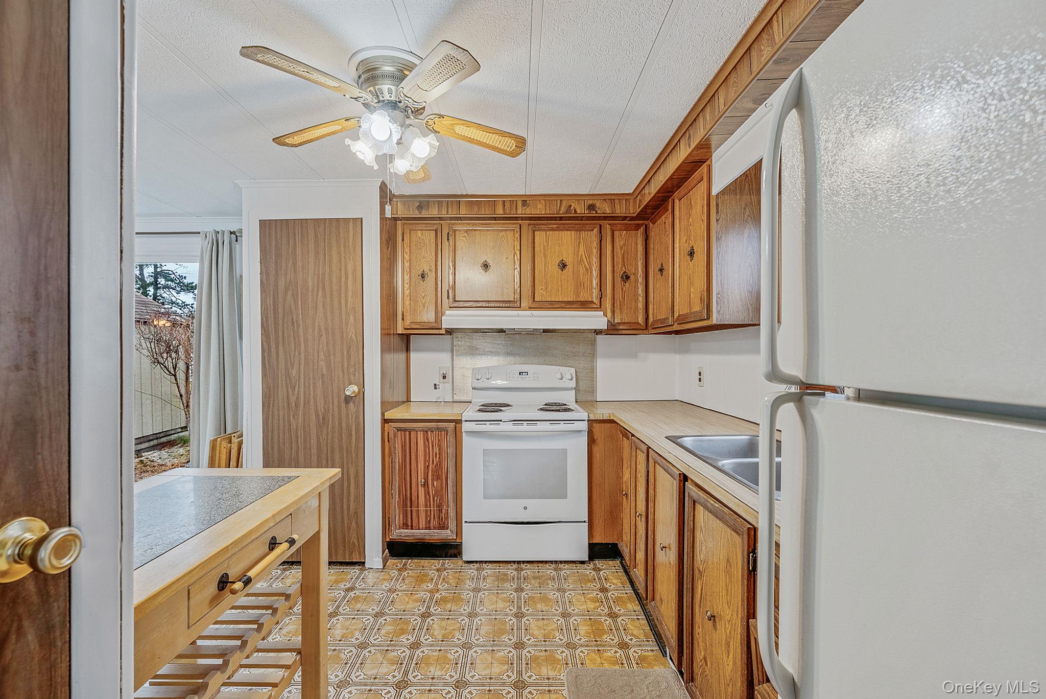 22 Limetree Drive, Manorville, NY 11949