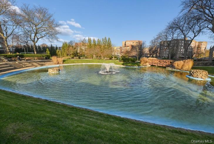 1 BAY CLUB Drive # 6V, Bayside, NY 11360